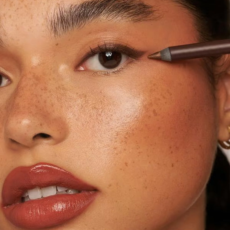Wasserfester Eyeliner-Stift – 24h perfekter Lidstrich | 50% Rabatt ✨