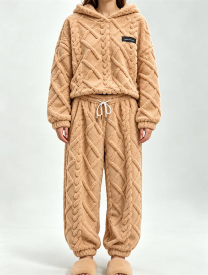💥 HALF PRICE — HOT SALE! 🍂 3D Embossed Geometric Plush Loungewear Set – Thermal 3D Lock, Cloud-Like Fit ☁️ Warm & Luxurious for Home, Leisure & Dates 🏠 Stay Cozy All Winter 🔥